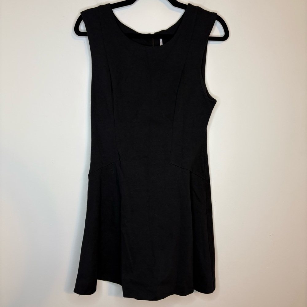Free People Black Fit & Flare Zip up Sleeveless Mini Dress Size Medium